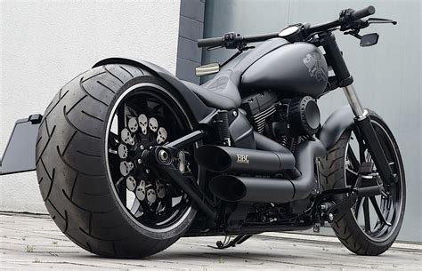 Matte Black Harley-Davidson Breakout Is Pure Darkness on Two Wheels - autoevolution