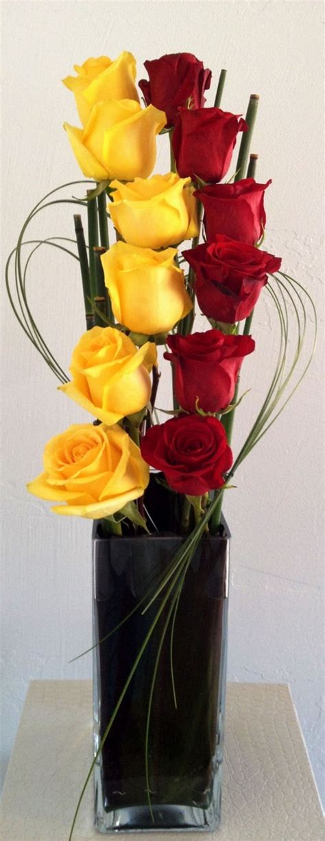 11 Lovely Rose Arrangement Ideas For Girlfriend - Page 10 of 11 | Rose arrangements, Flower ...