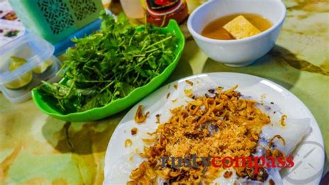 Food Street - Tong Duy Tan St, Hanoi - review by Rusty Compass