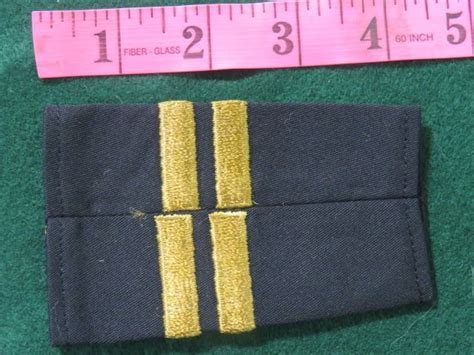 25 CANADIAN ARMY CAPTAIN RANK INSIGNIA