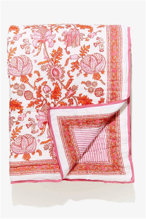 AMANDA QUILT | Quilts, Roller rabbit, Baby quilts