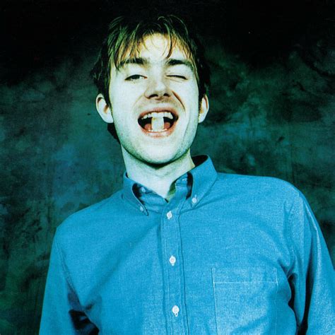 damon albarn gifs & pics - veintidós | Damon albarn, Blur band, Damon