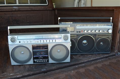 Added another boombox to the collection - Magnavox D8443 - AR15.COM