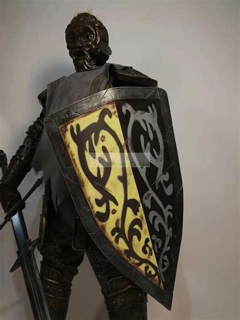 Custom Cheap Dark Souls Giant Dad Cosplay The Legend Armor In Dark ...