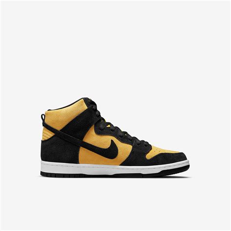 Nike SB Dunk High Pro (Black & Varsity Maize) | END. Launches