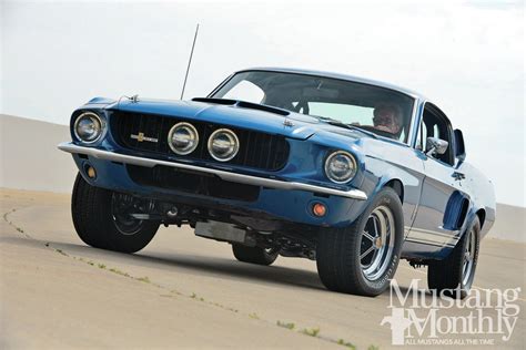 1967 Ford Mustang Shelby GT500 - Eight Barrels Of Fun