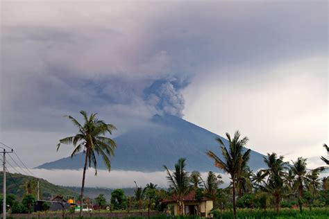 These Major Cities Are Very Close to Active Volcanoes