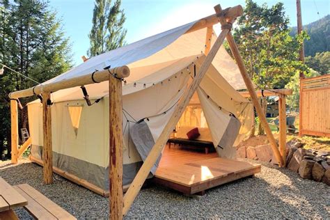 Gorgeous Glamping Tent with a Fire Pit near Umpqua National Forest ...