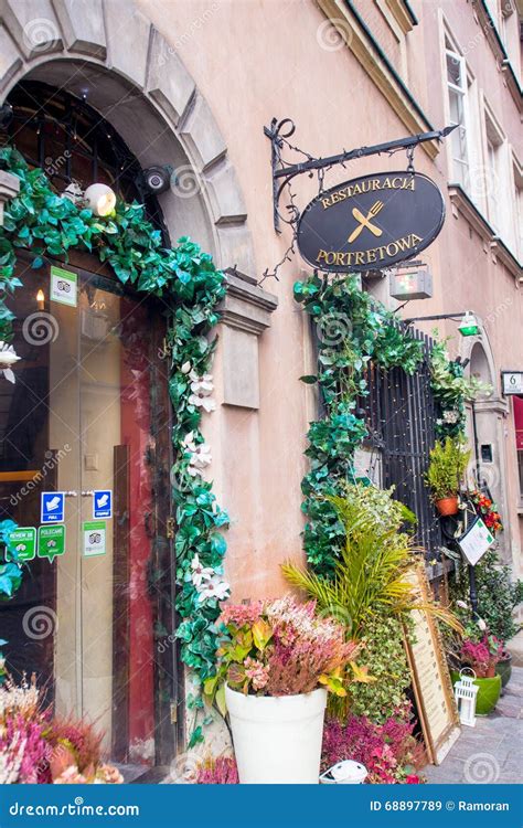 Old restaurant in Warsaw editorial stock image. Image of flowers - 68897789