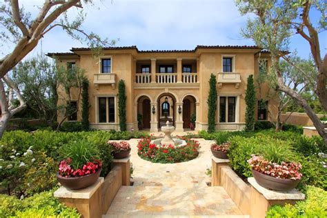 Italian style house plans - Mediterranean refinement