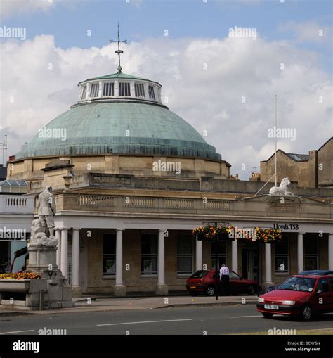 Cheltenham Spa Gloucestershire England UK The Lloyds TSB bank building ...