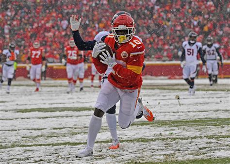 Tyreek Hill’s touchdown leads Top 5 plays from Broncos vs. Chiefs