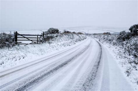 Photos show West Cornwall's unique landscape covered in snow today - Cornwall Live