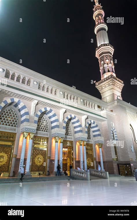 Nabawi night hi-res stock photography and images - Alamy