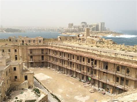 The Beautiful Fort Saint Elmo & the Great Siege of Malta - Abandoned Spaces