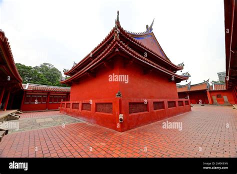 Tainan Confucius Temple, 17th-century Confucian temple featuring ...