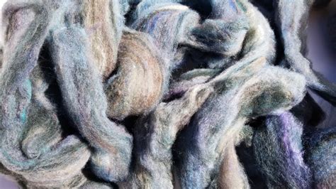 "To Dye For" FINNSHEEP Wool Roving "Night Sky" Light Blue/ Grey, 4oz ...