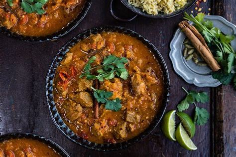 Meet your new favourite dinner! This pressure cooker lamb Dhansak curry is delicious, so easy a ...