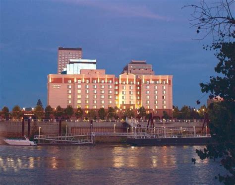 Embassy Suites Sacramento — Riverfront Promenade (Sacramento, CA): What to Know BEFORE You Bring ...