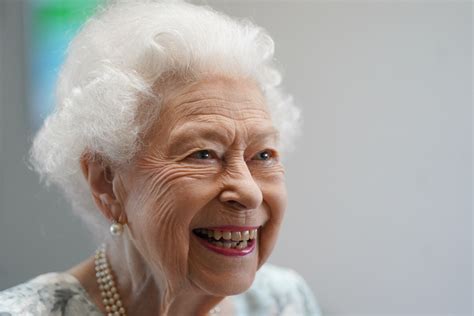 The Queen’s health: A timeline of key events over her summer at Balmoral | Radio NewsHub