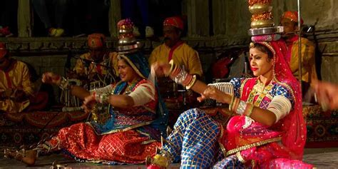 Ghoomar Dance Folk Dance of Rajasthan | History, Costume, Style, Origin, Steps