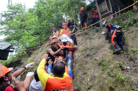 IN PHOTOS: Rescuers dig for survivors in Naga, Cebu, landslide