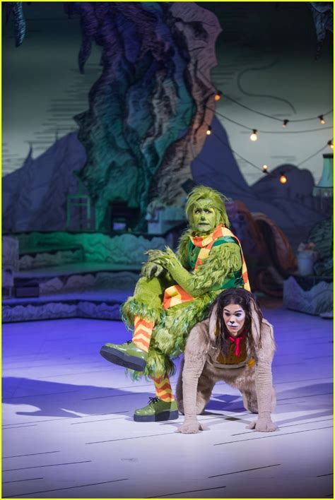 Fans React to Matthew Morrison's 'The Grinch Musical' on NBC!: Photo ...