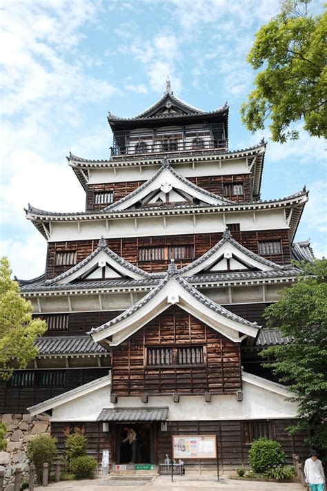 Wooden castle in Hiroshima | Japanese architecture, Hiroshima, Japanese castle