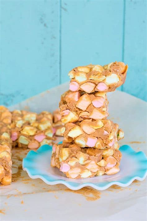 Peanut Butter Marshmallow Squares / Confetti Bars - The Kitchen Magpie