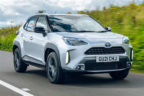 Toyota Yaris Cross Hybrid Review