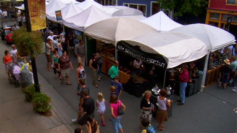 PARK CITY, UTAH - CIRCA 2007: People Browse Arts Festival In Park City ...