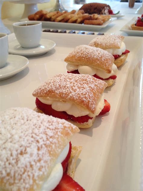 RECIPE: PUFF PASTRY STRAWBERRY NAPOLEONS — Martie Duncan