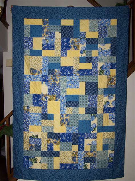 Yellow Brick Road quilt #KQQuiltsIMadeContest pattern and fatquarters | Blue quilts, Easy quilts ...