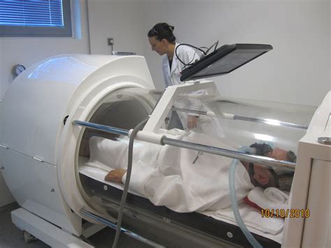 India Hyperbaric Oxygen Therapy Chamber. (HBOT Chamber) at affordable ...