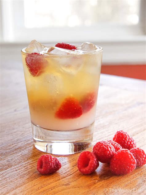 Simple Raspberry Bourbon Lemonade - The Weary Chef