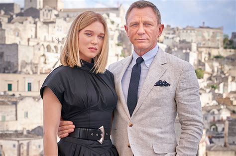 WIRE Buzz: James Bond No Time to Die wraps; Ryan Murphy teases AHS future; more | SYFY WIRE