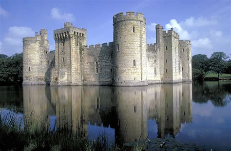 10 of the best castles in Britain - Discover Britain