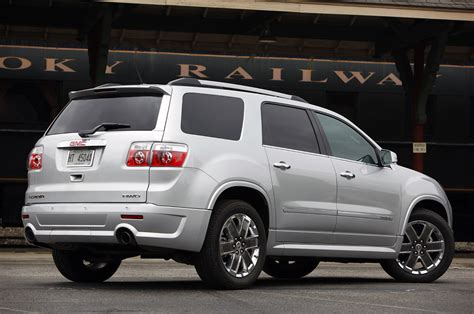 2011 GMC Acadia Denali: First Drive Photo Gallery - Autoblog