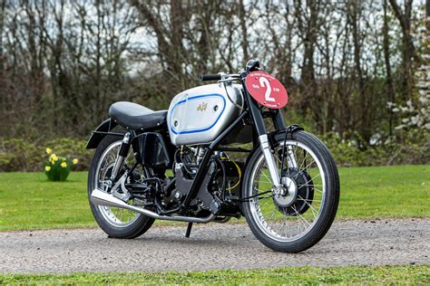 The 1949 E90 AJS Porcupine: A Motorcycle Masterpiece That Still Inspires Awe Today