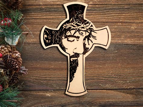 Wooden Jesus Christ Face Cross (30x22 cm) - Incredible Gifts