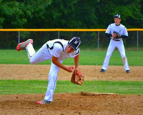 Basic Pitching Rules and Techniques for Little League Baseball ...