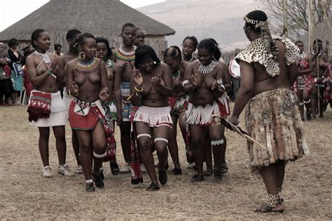 south africa - zulu reed dance ceremony | Zulu women, African tribes, Animal logo inspiration