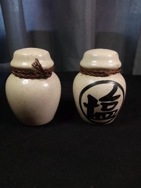 Salt & Pepper Shakers Ceramic Pickling Jar Design Tsukemono Tsubo ...