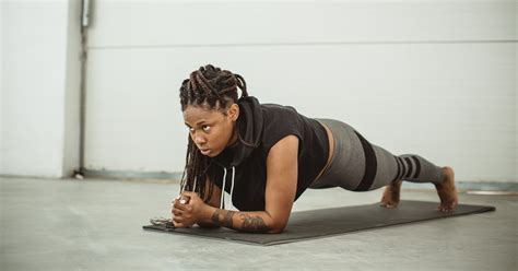 Plank Variations From a Trainer | POPSUGAR Fitness