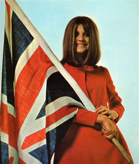 sandie shaw with union jack, eurovision song contest, 1967