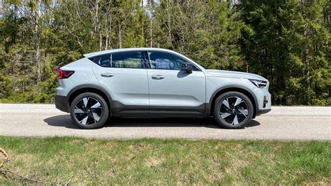 Review: 2024 Volvo XC40 Recharge, C40 Recharge rediscover rear-wheel drive