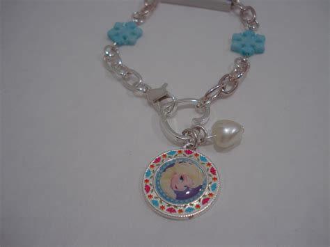 Disney Princess Frozen Elsa Glitter Snowflakes Girl's Charm Bracelet Hearts New | eBay