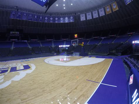 LSU Pete Maravich Assembly Center | Sports Floors, Inc.