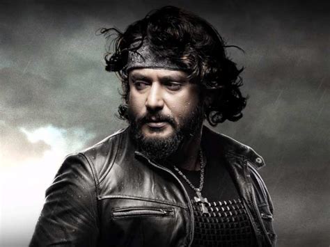 Darshan looks impressive in ‘Roberrt' first look | Kannada Movie News - Times of India