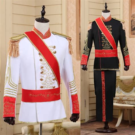 British Royal Guard Costume Queen's Guard Uniform Prince William Royal ...